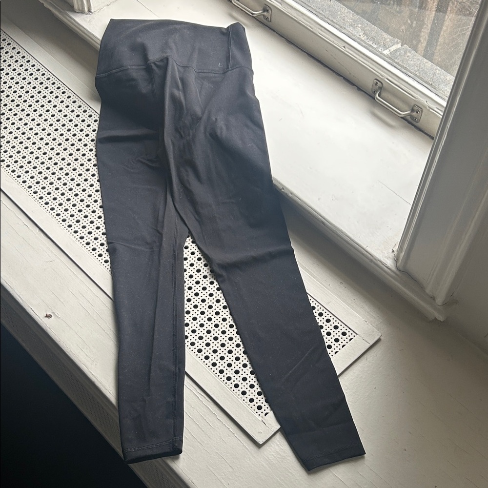 Everlane Dark Gray Leggings - Picture 3 of 3